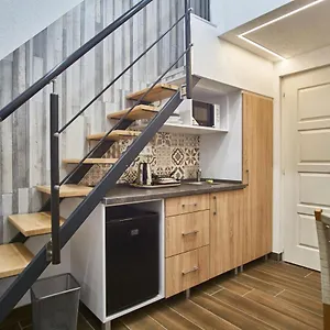 Km33 - - Hostaid Apartman