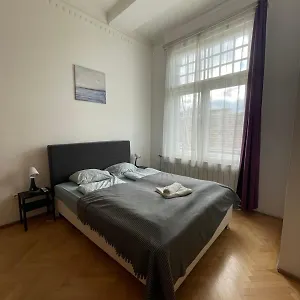 Pansiyon White Pearl Near Gozsdu, Budapeşte